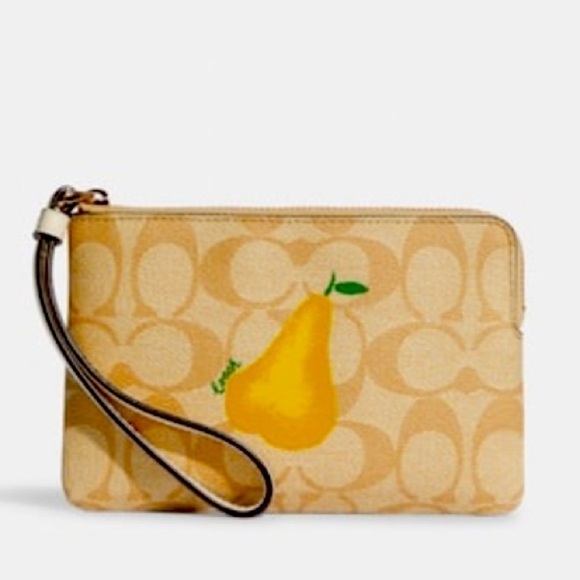 COACH Zippered Wristlet in Signature Canvas with a Decorative Pear 🍐 NWT - Picture 1 of 4